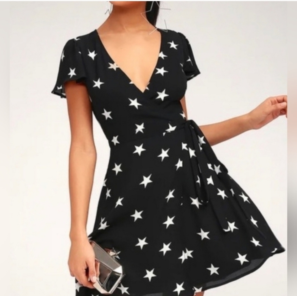 Lulu's Black Star Print Midi Dress